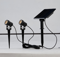 Großhandel Solar-Gartenstrahler mit Erdspieß 2-in-1/4-in-1 Baumbeleuchtung Landschaftsleuchte ABS IP54 2200mAh Akku 4 Modi
