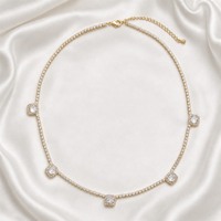 Collier motif halo à cinq carrés pour femme, laiton plaqué or 14 carats, micro-incrustation de zircon, élégant, scintillant, tendance, à porter au quotidien, cadeau