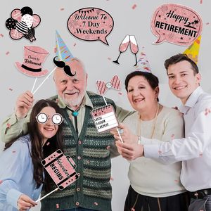 Decorazioni per Festa di Pensionamento in Oro Rosa, 24 Pezzi di Accessori per Foto, 'Cinque Anni di Pensionato' - Decorazioni per Festa di Pensionamento per Donne - Product Image 4