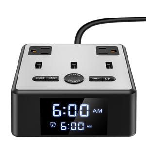 Stazione di Ricarica con Luce <span class=keywords><strong>Sveglia</strong></span>, 3 Porte USB, <span class=keywords><strong>2</strong></span> Prese AC, Cavo di Alimentazione da 1,8m, Protezione da Sovratensioni, Cubo con Orologio Digitale LED - Product Image 1