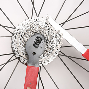 YOUME Kits d'outils de réparation de vélo, outil de réparation de chaîne de vélo, <span class=keywords><strong>clé</strong></span> à roue libre pour VTT et vélo de route - Product Image 5