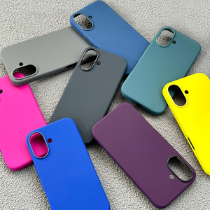 เคสโทรศัพท์ซิลิโคนเหลว S040 สำหรับ iPhone 16 Pro Max Plus พร้อมแม่เหล็กกันกระแทก - Product Image 3