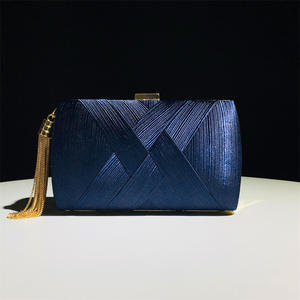 Sac de soirée en satin imperméable Jianghu, directement de l'usine, accessoire de mode pour robe de mariée, fermeture éclair, poignée souple, pochette - Product Image 2