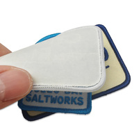 Patchs brodés rectangulaires exquis sur vêtements personnalisés
