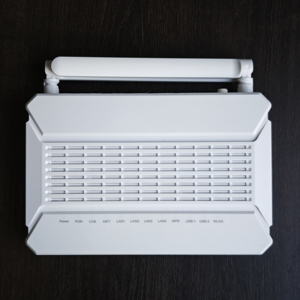 ZC-521X6D (XPON ONU) 4GE+2USB+2.4G&5G AX3000 WiFi6 อุปกรณ์เชื่อมต่อเครือข่ายใยแก้วนำแสง  ชุดอุปกรณ์ปลายทางใยแก้วนำแสง  G EPON XPON  HG8147X6 - Product Image 4