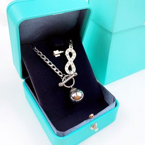Venta caliente Día de la madre Regalo del Día del padre Colgante de clavícula esférico y en forma de 8 Collar minimalista delica - Product Image 1