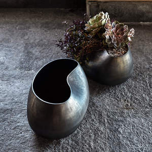 Jardinière d'Intérieur et d'Extérieur en Métal au Design Unique avec Porte-Plante de Couleur Rustique Présentoir de Jardinage Pot de Fleur Pot de Conteneur Floral - Product Image 6