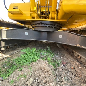 รถขุดไฮดรอลิกแบบตีนตะขาบ โคมัตสึ PC200 ขนาด 20 ตัน สภาพใหม่เกือบเหมือนใหม่ สำหรับงานก่อสร้างคุณภาพสูง - Product Image 4