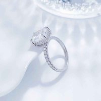 Anello di fidanzamento da donna in platino Pt950 con diamante prismatizzato a 4 griffe, stile lusso e moda, con diamante coltivato in laboratorio