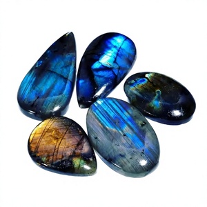 Cabujón natural de piedras preciosas sueltas de labradorita múltiple, forma de mezcla pulida, cristal de todos los tamaños para la fabricación de joyas - Product Image 1
