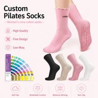Chaussettes de yoga et de Pilates personnalisées de haute qualité avec logo ODM, antidérapantes, antibactériennes, à séchage rapide, tricotées, avec revers, pour le sport