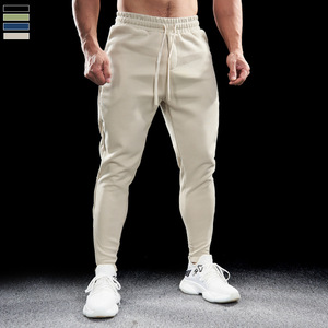 Pantalon de survêtement imprimé avec logo personnalisé pour hommes Pantalon de jogging taille moyenne sublimée par le service OEM Pantalon de survêtement personnalisé - Product Image 3