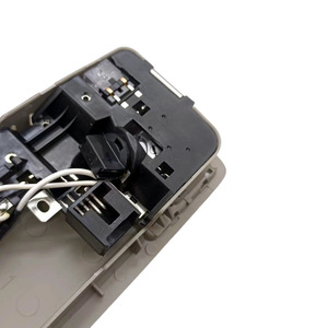 ชุดไฟโดมมาสด้า GJ6A-69-970A สำหรับมาสด้า 6 3 5 8 CX-7 ไฟอ่านหนังสือบนหลังคา ไฟภายใน - Product Image 1