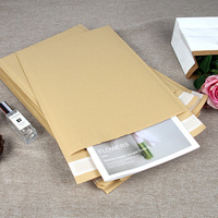 Enveloppe postale rembourrée d'expédition de sac kraft ondulé personnalisé pour emballage de pochette à rabat de coussin de bougie et d'artisanat