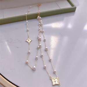 Collier extensible en perles de style polyvalent et exquis Zhizhen, avec pendentif trèfle et ciel étoilé en perles d'eau douce, tendance et perlé - Product Image 3