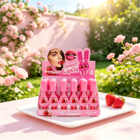 Brillo Labial Love Queen Beauty con Llavero, Diseño de Dibujos Animados, Hidratante y Voluminizador, en Caja de Exhibición, Venta al Por Mayor