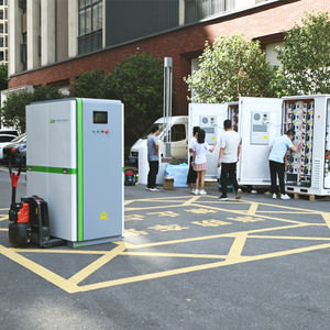 Deyeオールインワンインバータとリチウム電池50kw 80kw 100 kwh <span class=keywords><strong>200kwh</strong></span> 215kwhバッテリーエネルギー貯蔵システム車のバッテリー充電 - Product Image 2