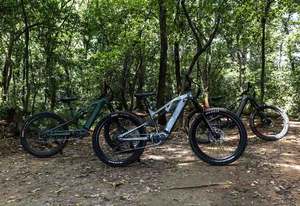 Ventes Usine à Prix Réduit 2024 Ventes Originales pour <span class=keywords><strong>Cube</strong></span> Imparfait 2023 <span class=keywords><strong>Cube</strong></span> Stereo Hybrid 160 HPC Action Team 750 Vélo Électrique - Product Image 2