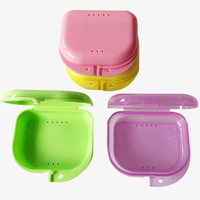 Fabricant OEM avec logo Boîte de retenue orthodontique en plastique personnalisée Étui dentaire coloré