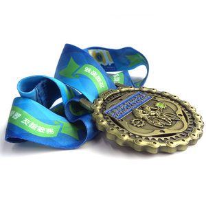Venta al por mayor diseño personalizado esquí 10K desafío deportes campeón honor Medallas de metal con cintas gratis Medallas de premio para los participantes - Product Image 2