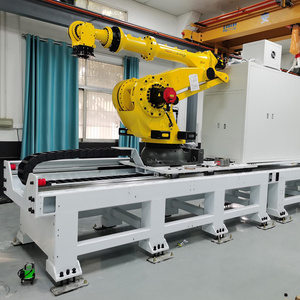 Rail linéaire robotisé à 7 axes de longueur personnalisée - Boîte de vitesses motorisée contrôlée par PLC - Solution non standard pour applications multi-auto de longueur personnalisée - Product Image 3