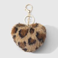 Porte-clés en peluche tissé en forme de cœur, personnalisé, en gros, avec boule de fourrure artificielle moelleuse pour sac de fille