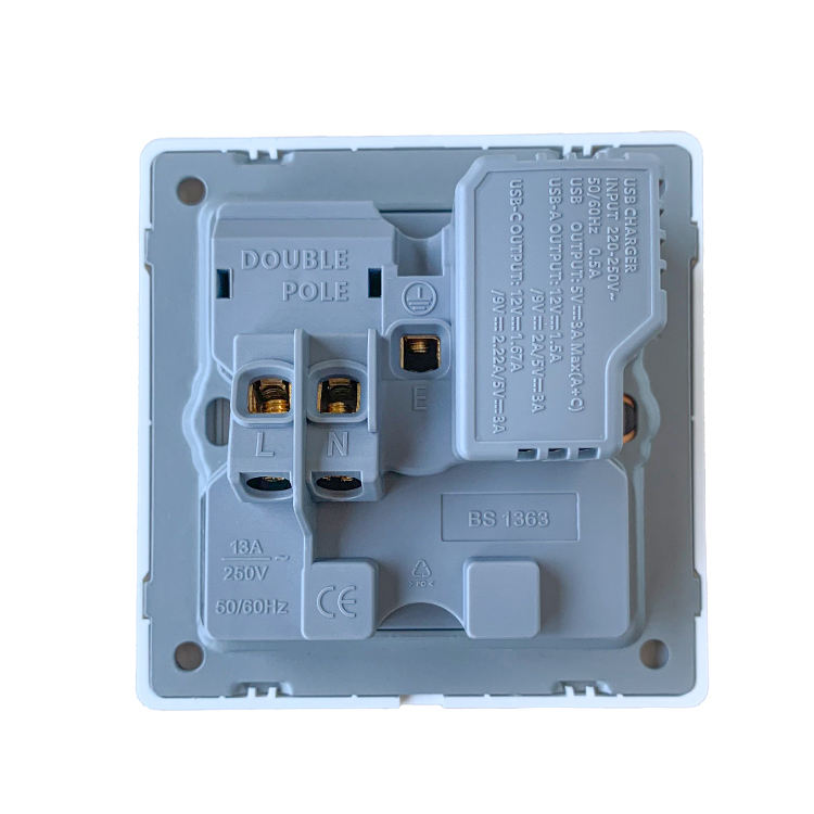 VNX Factory Wholesale 13A Wall Switch and Socket 3 Pin British Standard Socket and Switch Wall Switch with USB Type-C Outlet
