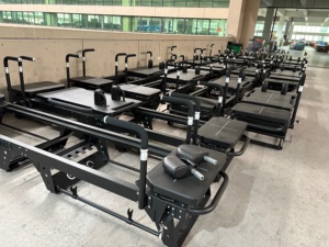 Máquina de Pilates Reformer de Aluminio, Deslizamiento Suave y Silencioso, Cama de Pilates Reformer Portátil para Uso Comercial en Gimnasios y Estudios en Casa - Product Image 3