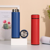 Bouteille isotherme en acier inoxydable à double paroi avec logo personnalisé, couvercle à boire directement, isolation thermique 12-24 heures, écologique pour l'extérieur