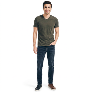 T-shirts pour hommes à col en V personnalisés en sublimation Street Wear, prix de gros d'usine, vêtements décontractés, t-shirts à col en V pour hommes - Product Image 1