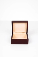 Boîte cadeau carrée en bois poli haut de gamme avec couvercle pour bijoux, souvenirs, emballage de luxe, OEM ODM pris en charge