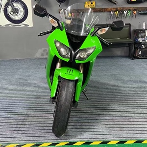 Motocicleta Deportiva Clásica <span class=keywords><strong>Kawasaki</strong></span> ZX-10R con Motor de Alto Rendimiento para Conducción <span class=keywords><strong>en</strong></span> Pista - Product Image 3