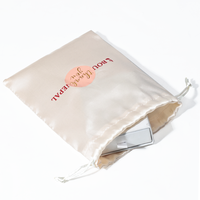 Sacs cadeaux personnalisés en tissu satiné beige, pochettes pour jouets légers, sacs à cordon en soie pour bijoux, sacs de rangement