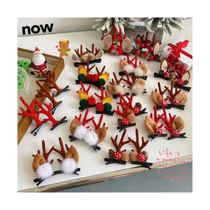 Barrettes en tissu de la série Noël : Père Noël et Renne - Product Image 1
