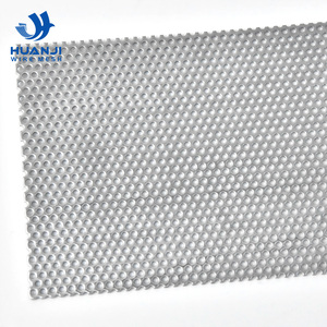Malla Metálica Perforada de Acero Inoxidable, Tamaño de Orificio de 1.5 mm, Pantalla de Filtración de Precisión, Servicios de Doblado y Corte 304/316 - Product Image 3