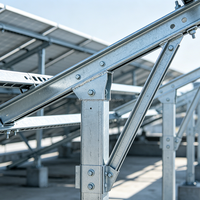 Structure de suivi solaire en acier au carbone de qualité industrielle, support au sol haute efficacité, support de montage photovoltaïque durable