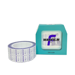 Film de cire universel Labtex, Parafilm de laboratoire polyvalent, auto-scellant, conçu pour couvrir et protéger les articles de laboratoire tels que les tubes à essai, les béchers - Product Image 1