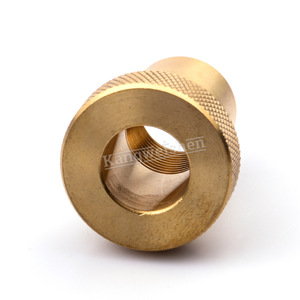 Conector Metálico de Latón con Rosca Interna, Tipo Enchufe de Bloqueo Español, para Uso Doméstico e Industrial - Product Image 3