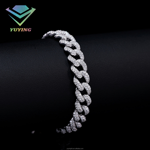 Bracelet cubain serti de diamants moissanite VVS, passe le testeur de diamants, plaqué or, argent sterling 925, certificat GRA, sertissage griffe. - Product Image 1