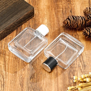 Commercio all'ingrosso 100ml di <span class=keywords><strong>vetro</strong></span> quadrato bottiglia di profumo tappo trasparente conveniente spruzzatura Fine <span class=keywords><strong>acqua</strong></span> di riempimento 30ml/50ml Volume - Product Image 4
