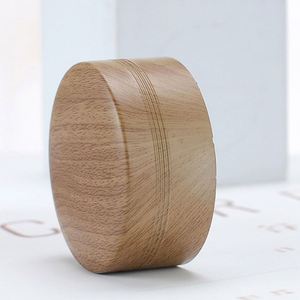 500ml Wholesale Stainless Steel Water <b>Bottle</b> with Wooden Grain Color Paint Lid Double Wall Insulated Vacuum <b>Flask</b> - Product Image 4