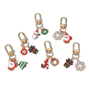 أزياء عيد الميلاد موضوع سلسلة المفاتيح لطيف المعادن سانتا كلوز ثلج الأيل قلادة سلسلة مفاتيح عيد الميلاد الطرف المينا سلاسل المفاتيح الهدايا - Product Image 1