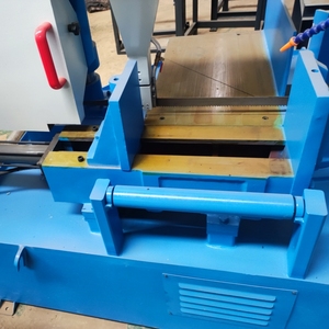 Máquina de banda de sierra en frío semiautomática, equipo de corte de ángulo circular con motor central, componentes de rodamiento PLC - Product Image 5