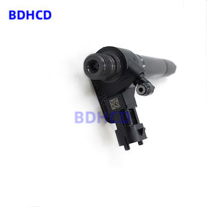 Inyector de combustible diesel piezoeléctrico de las piezas automotrices del precio al por mayor 0445116043 0986435423 9687454480 0445116047 para las piezas del motor de Bosch - Product Image 5