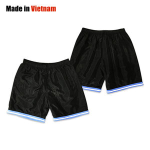 Short d'entraînement pour sports de plein air personnalisé en gros taille moyenne en toile avec décoration vintage méthode de tissage non tissé - Product Image 1