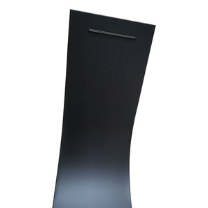 Juego de ducha negro con pantalla de lluvia y cabezal de pulverización presurizado para uso en el baño - Product Image 1