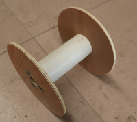 Bobine de câble en bois contreplaqué robuste BR |   Bobine industrielle vide modèle 20260414 3,5 kg pour câbles et transport logistique