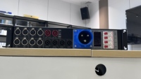 Caja de Distribución de Energía de Audio de 19 Pulgadas 2U, Entrada XLR de Rango Completo Independiente, Entrada de CA de 90-260 V para Sistemas de Sonido Fijos en Teatros, Iglesias y Salas