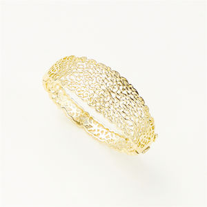 2022 मार्च उच्च गुणवत्ता वाले सोने की शादी के गहनों के लिए सरल खोखले कंगन और छल्ले लगाए - Product Image 3