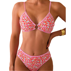 Ensemble bikini femme personnalisé à motif floral et carreaux, avec détails anneau, maillot de bain triangle, passepoil contrastant, deux pièces 2026 - Product Image 1